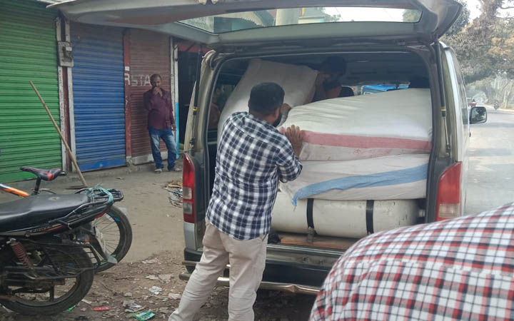 হবিগঞ্জে কাস্টমসের অভিযানে বিপুল পরিমান অবৈধ বিড়ি জব্দ